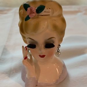 Vintage Inarco very collectible Lady head vase  approx 3.5 in.. great condition